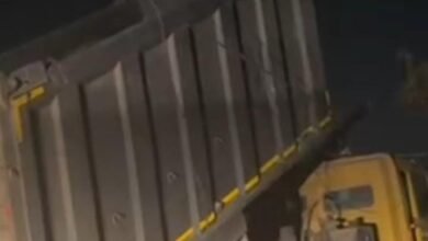 छत्तीसगढ़: राखड़ गाड़ी का आतंक! बिजली खम्भे उखाड़े, इससे पहले 21 खम्भे को किया क्षतिग्रस्त, गांव में छाया अंधेरा छत्तीसगढ़: राखड़ गाड़ी का आतंक! बिजली खम्भे उखाड़े, इससे पहले 21 खम्भे को किया क्षतिग्रस्त, गांव में छाया अंधेरा