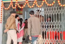 सुपौल के ANM ट्रेनिंग स्कूल में प्रिंसिपल का डर्टी अंदाज, फोन में लेडी टीचर्स की तस्वीरें मिलने पर हंगामा