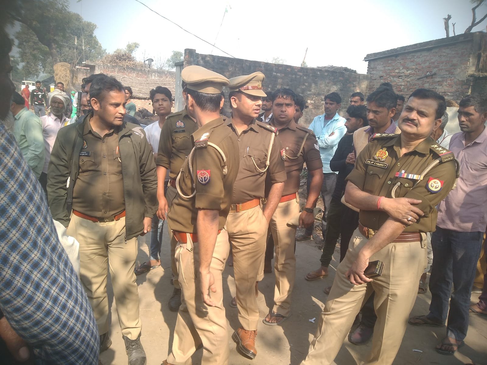 लखीमपुर खीरी: चारों आरोपियों की गिरफ्तारी के बाद माने परिजन, पुलिस की मौजूदगी में हुआ अंतिम संस्कार
