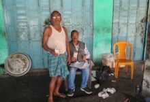 उत्तर प्रदेश: सावधान बलिया! रंगीन मिठाइयों में घुला है ‘ज़हर’, खाद्य विभाग की छापेमारी में भारी खेप बरामद