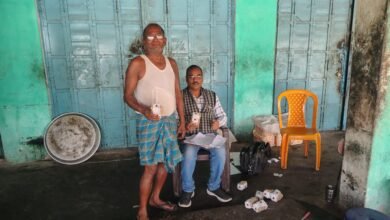 उत्तर प्रदेश: सावधान बलिया! रंगीन मिठाइयों में घुला है ‘ज़हर’, खाद्य विभाग की छापेमारी में भारी खेप बरामद