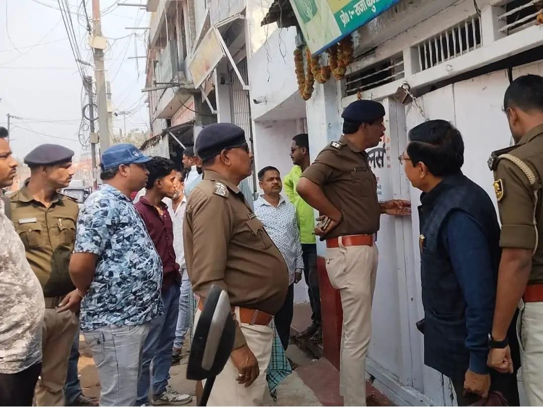 बिहार: सुपौल में एक साथ चार आभूषण की दुकानों से चोरी, लाखों के जेवर-नकदी पार