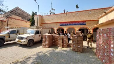 उत्तर प्रदेश: होली से पहले शराब तस्करों के सिंडिकेट पर बड़ी चोट, 23 लाख की अवैध शराब के साथ 3 गिरफ्तार