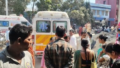 बिहार: चलती क्लास के बीच 7वीं की दो छात्राएं दो मंजिला भवन से गिरीं, मची अफरा-तफरी; हायर सेंटर रेफर