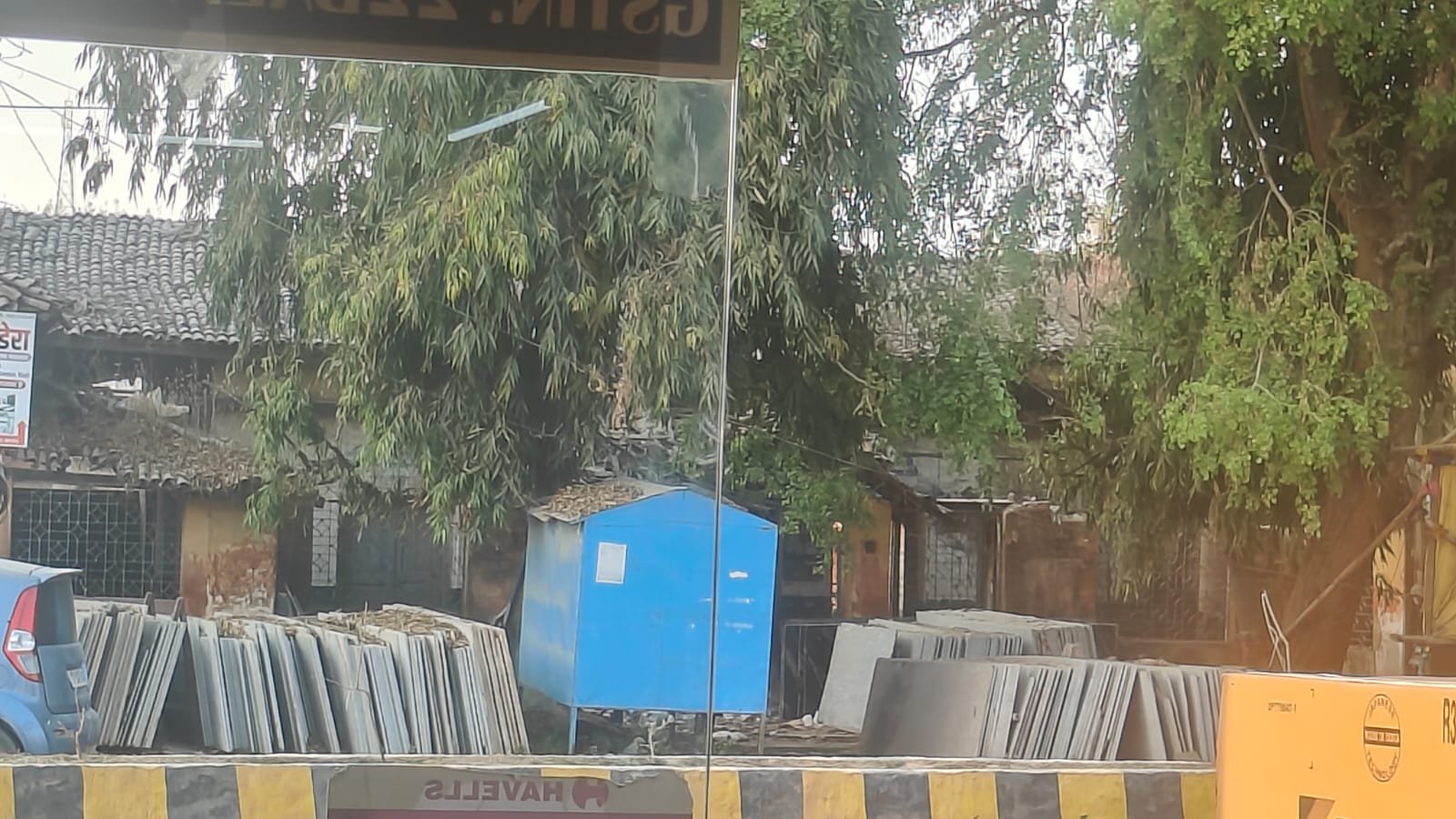 कटघोरा के कारोबारी ने सड़क को ही बना लिया गोदाम.. नगरपालिका मजलूम ठेले वालों पर दिखा रही अपनी पावर कटघोरा के कारोबारी ने सड़क को ही बना लिया गोदाम.. नगरपालिका मजलूम ठेले वालों पर दिखा रही अपनी पावर