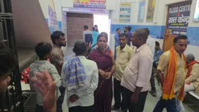 बिहार: बांस काटते समय हाईटेंशन तार की चपेट में आया ससुर-दामाद, एक की मौत; एक अस्पताल में भर्ती