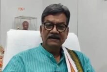 बजट पर सियासी बयानबाजी : नेता प्रतिपक्ष चरणदास महंत बजट पर तीखी प्रतिक्रिया देते हुए सरकार पर जमकर निशाना साधा