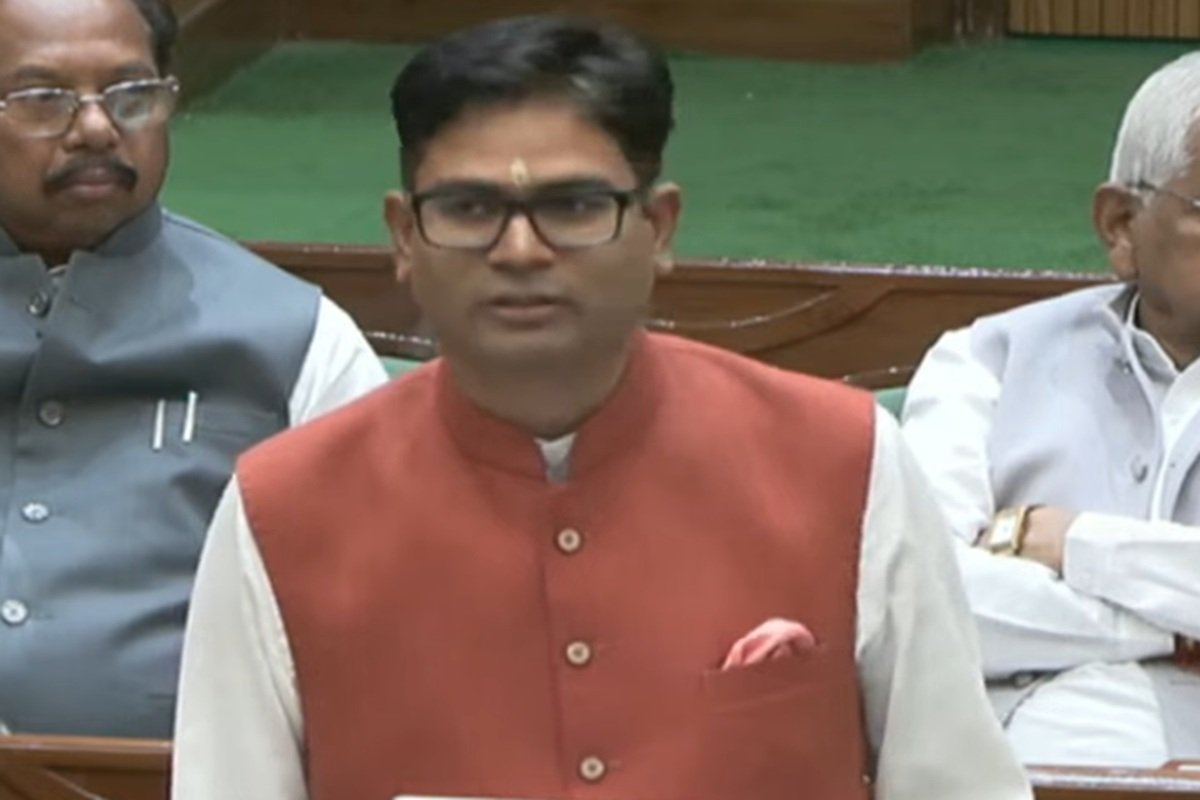 छत्तीसगढ़ बजट 2026-27: एविएशन सेक्टर को मिलेगा बढ़ावा , अंडरग्राउंड होगी राजधानी की बिजली, मेट्रो ट्रेन चलाने सर्वे एजेंसी तय