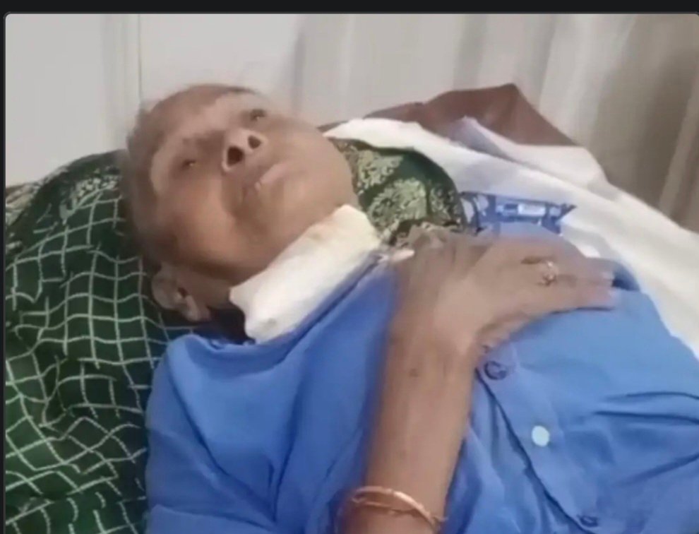 मैहर में रिश्तों को शर्मसार करने वाली वारदात! कलयुगी नाती ने 90 वर्षीय दादी का ब्लेड से रेता गला, हालत नाजुक मैहर में रिश्तों को शर्मसार करने वाली वारदात! कलयुगी नाती ने 90 वर्षीय दादी का ब्लेड से रेता गला, हालत नाजुक