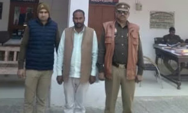 इटावा में बड़ा खुलासा: अश्लील वीडियो बनाकर युवती को धमकाने वाला जेल भेजा गया