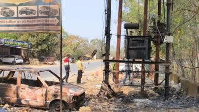 छत्तीसगढ़: ट्रांसफार्मर में हुए शॉर्ट सर्किट से लगी कचरे के ढेर में भीषण आग, पास में खड़ी कार जलकर खाक