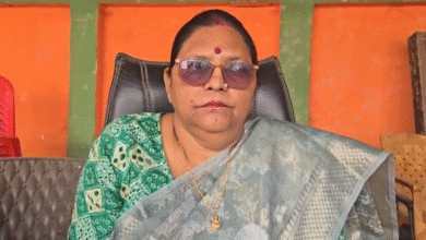 उत्तर प्रदेश: भाजपा विधायक ने भ्रष्टाचार पर खोली पोल, सड़क निर्माण पर लगाया धांधली का आरोप