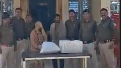 नशे के नेटवर्क पर मैहर पुलिस का दोहरा प्रहार: तस्कर दंपति गिरफ्तार, भारी मात्रा में गांजा और कफ सिरप जब्त