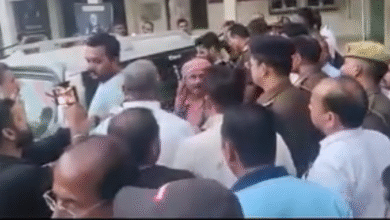 फतेहपुर: शादी से पहले उठी पिता की अर्थी, बीएलओ ने फांसी लगाकर दे दी जान