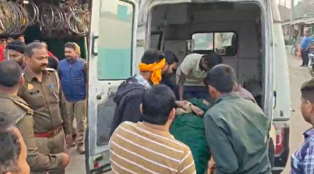 बहराइच में हाथी के हमले में बाइकसवार महिला की मौत, साथ बैठे दो बेटे घायल