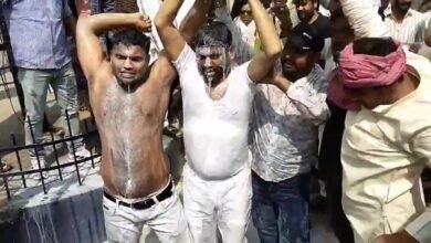 उत्तर प्रदेश: दूध से स्नान कर ‘यादव जी की लव स्टोरी’ फिल्म का यादव समाज ने किया विरोध…