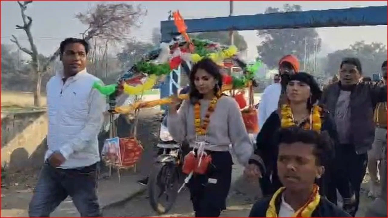 मुराद पूरी होने पर उजमा खान बनीं शिवभक्त, कांवड़ यात्रा कर बोलीं- हिंदू युवक से करेंगी विवाह