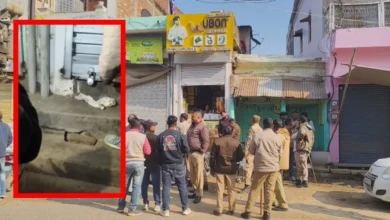 हाउस टैक्स वसूली में लापरवाही, मकान सील होने पर अंदर फंसी दिव्यांग युवती