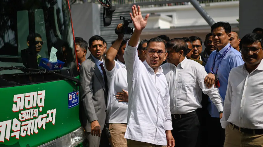 बांग्लादेश चुनाव 2026: BNP को बहुमत, तारिक रहमान की वापसी बांग्लादेश चुनाव 2026: BNP को बहुमत, तारिक रहमान की वापसी