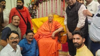 वर्ल्ड ब्राह्मण फेडरेशन के पदाधिकारियों ने महामंडलेश्वर श्री कैलाशानंद गिरि से भेटकर आशीर्वाद लिया