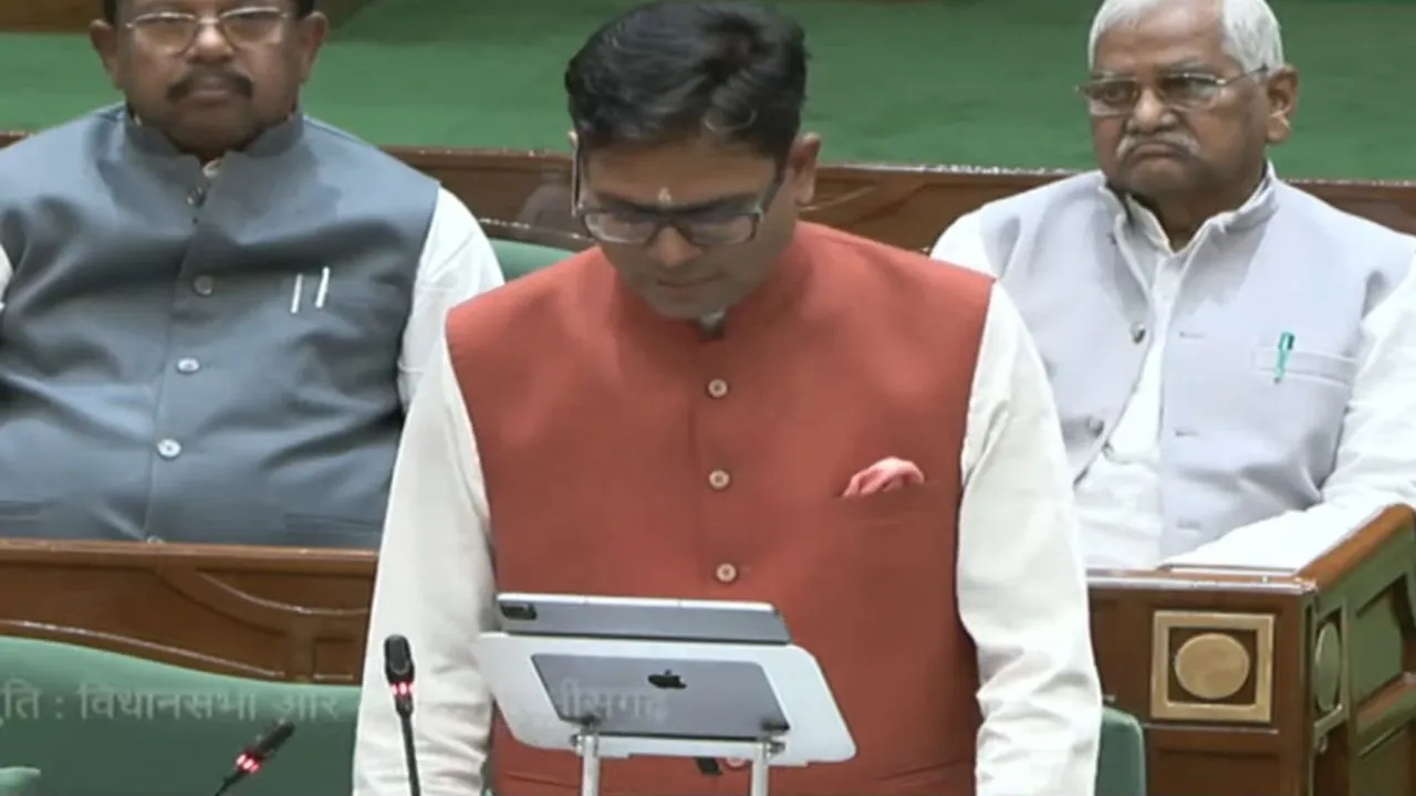 Budget 2026 Live : छत्तीसगढ़ का 1.72 लाख करोड़ का बजट ,इस बार “संकल्प” थीम पर आधारित है बजट Budget 2026 Live : छत्तीसगढ़ का 1.72 लाख करोड़ का बजट ,इस बार “संकल्प” थीम पर आधारित है बजट