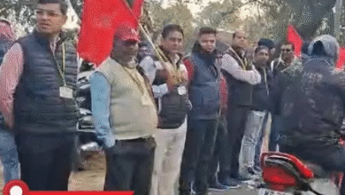 नए लेबर लॉ के खिलाफ सड़कों पर उतरे कर्मचारी:भोपाल, जबलपुर सहित कई जगह सांकेतिक प्रदर्शन कर काम पर लौटे