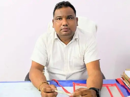 DFO जबलपुर ने इस्तीफा दिया, निजी वजह बताई:रीवा, अनूपपुर, दमोह, सतना में रह चुके हैं पदस्थ, पीसीसीएफ को भेजा त्यागपत्र DFO जबलपुर ने इस्तीफा दिया, निजी वजह बताई:रीवा, अनूपपुर, दमोह, सतना में रह चुके हैं पदस्थ, पीसीसीएफ को भेजा त्यागपत्र