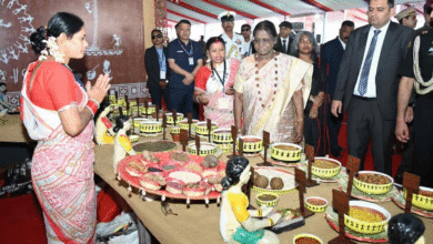 बस्तर पंडुम में बसी माटी की सुगंध, राष्ट्रपति द्रौपदी मुर्मू ने जनजातीय परंपराओं और संस्कृति की प्रदर्शनी देखी