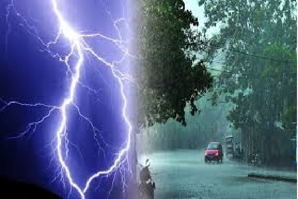 अगले 3 घंटों में सूरजपुर में गरज-चमक के साथ बारिश के आसार, कई इलाकों में बदला मौसम का मिजाज