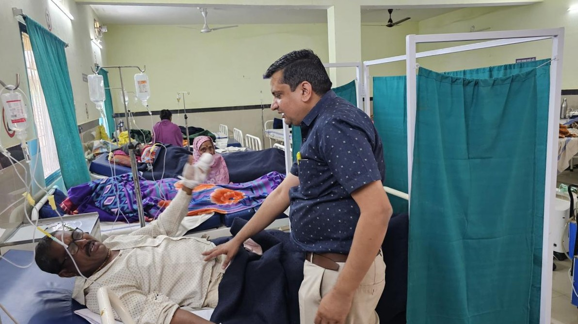 न्याय नहीं मिलने से ग्रामीण ने की आत्मदाह की कोशिश, कलेक्ट्रेट परिसर में मची अफरा-तफरी