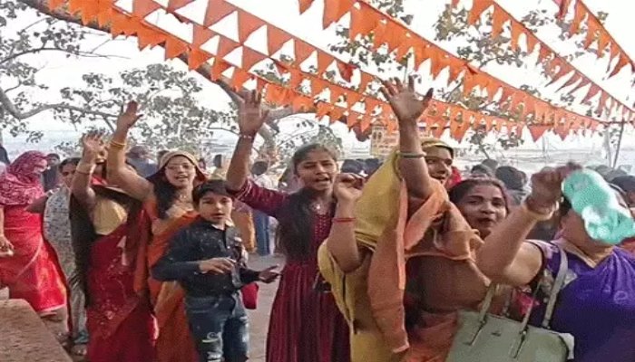 महाशिवरात्रि पर मंदिरों में उमड़ा आस्था का सैलाब: भूतेश्वरनाथ से हटकेश्वरनाथ तक लंबी कतारें, सीएम ने की विशेष पूजा