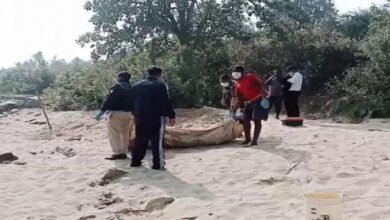 दूसरी शादी छिपाने के लिए पत्नी ने प्रेमी संग रची साजिश, प्रधान आरक्षक की खुरपी से हत्या