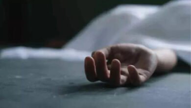 रायपुर में बैडमिंटन खेलते समय कारोबारी की हार्ट अटैक से मौत, सीसीटीवी में कैद हुई घटना