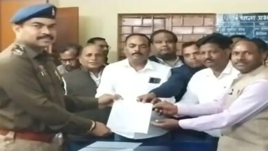 मेयर और पार्षदों ने भाजपा नेता पर लगाए आरोप, FIR दर्ज करने की मांग