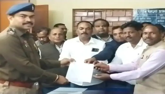 मेयर और पार्षदों ने भाजपा नेता पर लगाए आरोप, FIR दर्ज करने की मांग