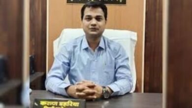 सरकार की सख्ती: ग्रामीण की हत्या के आरोप में गिरफ्तार एसडीएम करुण डहरिया निलंबित…