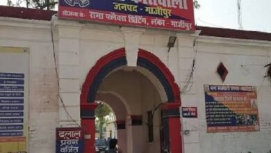 उत्तर प्रदेश: मरे हुए शख्स के नाम पर 18 लाख का लोन, बेटे को बना दिया गारंटर…