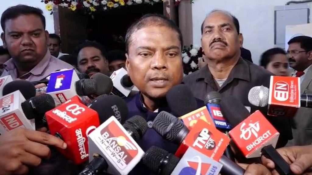  उनकी न तो छत्तीसगढ़ को जरूरत है, और न ही भाजपा को ऑफर’ वाले बयान पर मंत्री केदार कश्यप का पलटवार