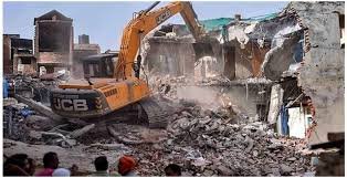 बैजनाथपारा में नगर निगम का बड़ा बुलडोजर अभियान, सड़कों से कब्ज़ा हटाया