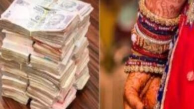 ससुर और मौसेरे भाई की गंदी नजर, रात भर छत पर नग्न रहने की सजा; गाजीपुर की इस विवाहिता की आपबीती सुनकर खौल उठेगा खून!