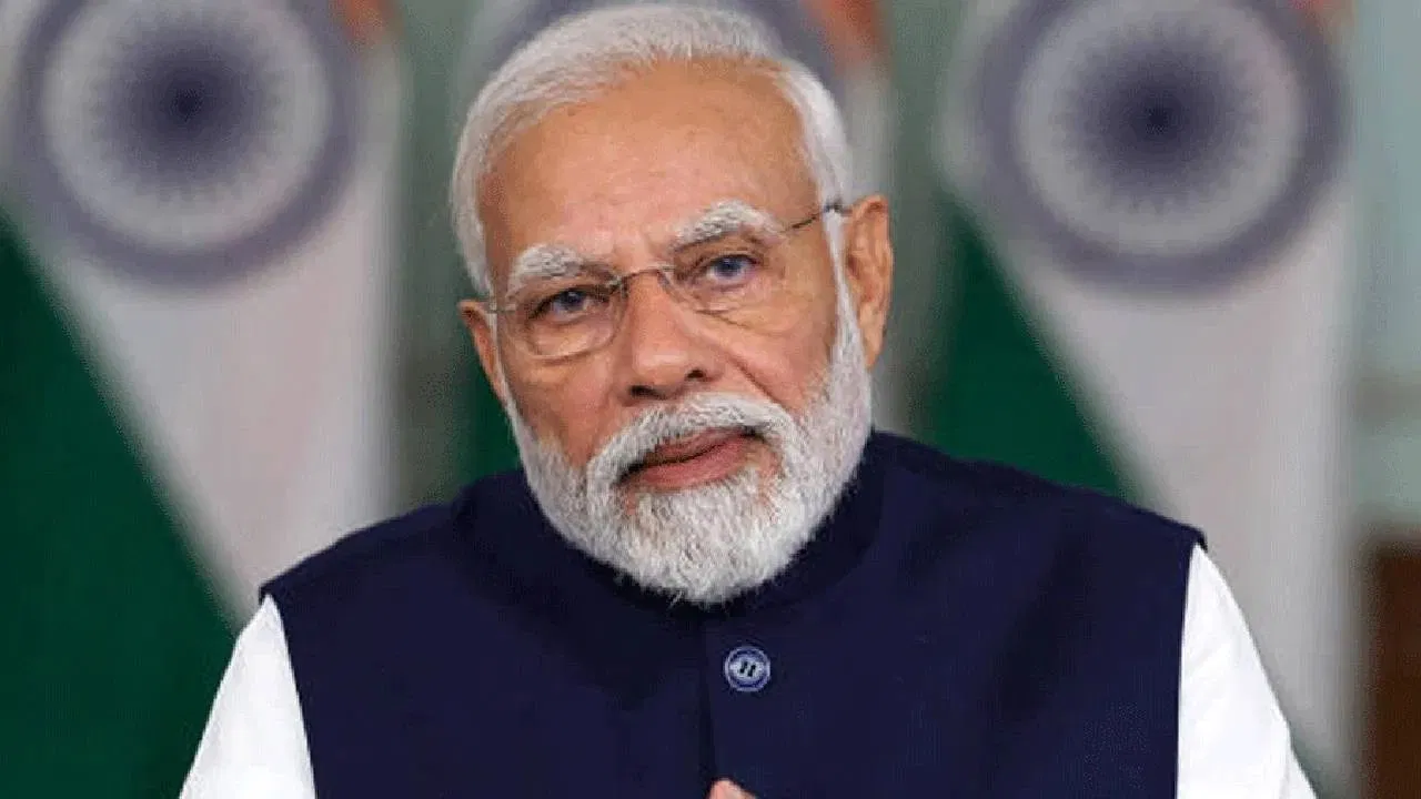 पीएम मोदी और लोकसभा स्पीकर की एआई वीडियो मामले में कांग्रेस के 9 नेताओं को नोटिस, तीन दिन में मांगा जवाब पीएम मोदी और लोकसभा स्पीकर की एआई वीडियो मामले में कांग्रेस के 9 नेताओं को नोटिस, तीन दिन में मांगा जवाब