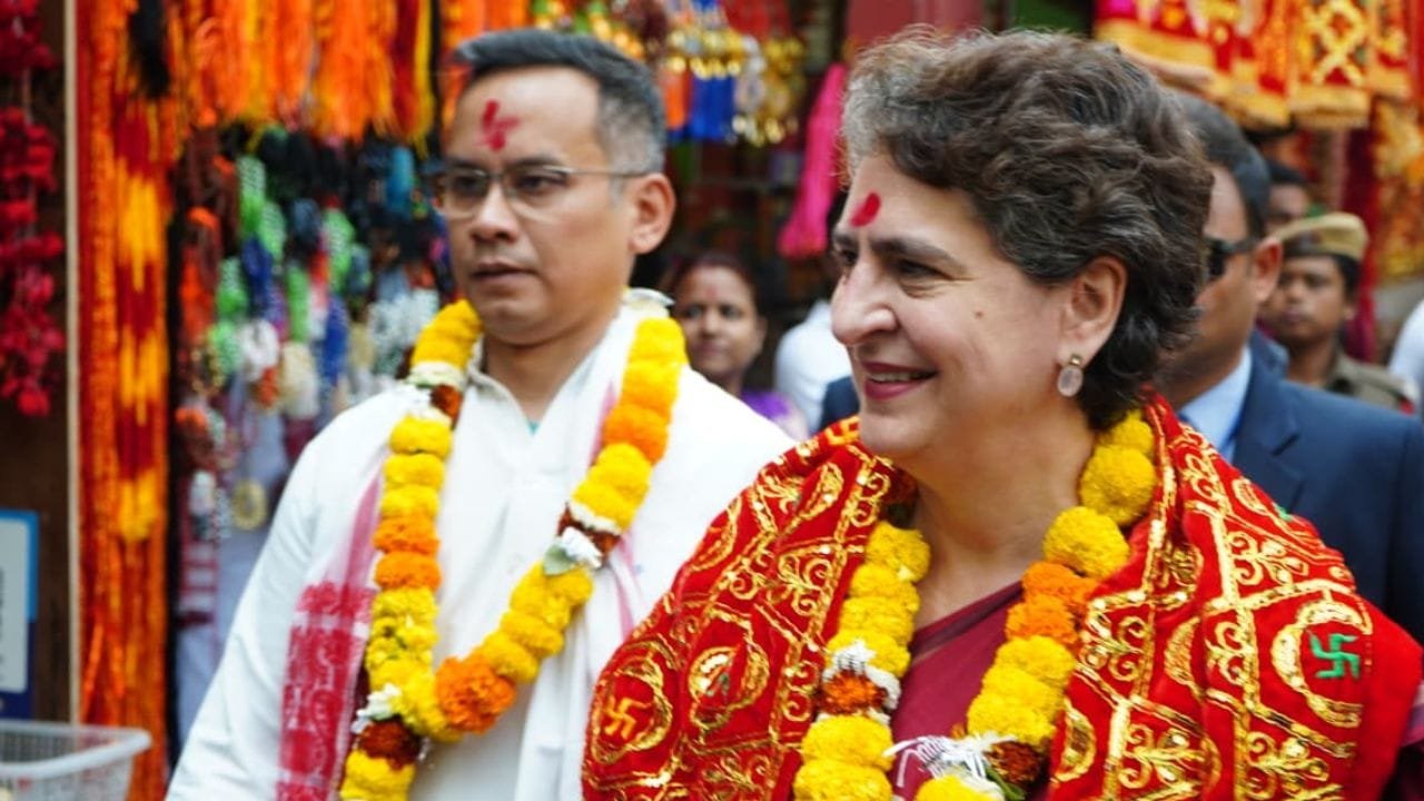 Assam Assembly Election 2026: असम चुनाव में कांग्रेस की नई रणनीति, प्रियंका गांधी की अगुवाई में ताल ठोकने की तैयारी Assam Assembly Election 2026: असम चुनाव में कांग्रेस की नई रणनीति, प्रियंका गांधी की अगुवाई में ताल ठोकने की तैयारी
