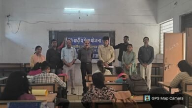 शासकीय महाविद्यालय दीपका में ‘इलेक्टोरल लिटरेसी क्लब’ का हुआ गठन, पोस्टर प्रतियोगिता के माध्यम से छात्र-छात्राओं ने बताया एसआईआर का महत्त्व