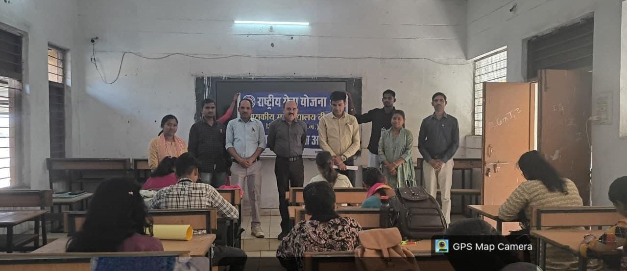 शासकीय महाविद्यालय दीपका में ‘इलेक्टोरल लिटरेसी क्लब’ का हुआ गठन, पोस्टर प्रतियोगिता के माध्यम से छात्र-छात्राओं ने बताया एसआईआर का महत्त्व