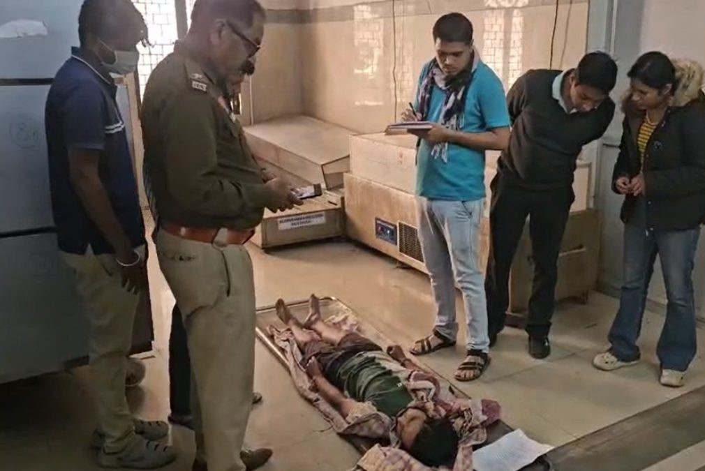 प्रतियोगी परीक्षा की तैयारी कर रहे छात्र ने की आत्महत्या, कमरे में फंदे से लटकता मिला शव