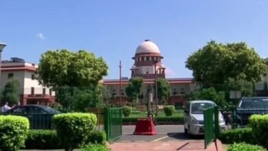 घर ढहाए गए लोगों के मतदाता सूची से नाम गायब होने पर SC सख्त, लखनऊ के निर्वाचन अधिकारी को दिया जांच का निर्देश