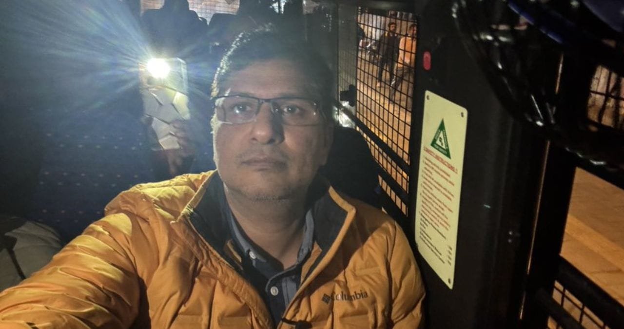 दिल्ली पुलिस और AAP कार्यकर्ताओं में झड़प, सौरभ भारद्वाज समेत कई नेता हिरासत में