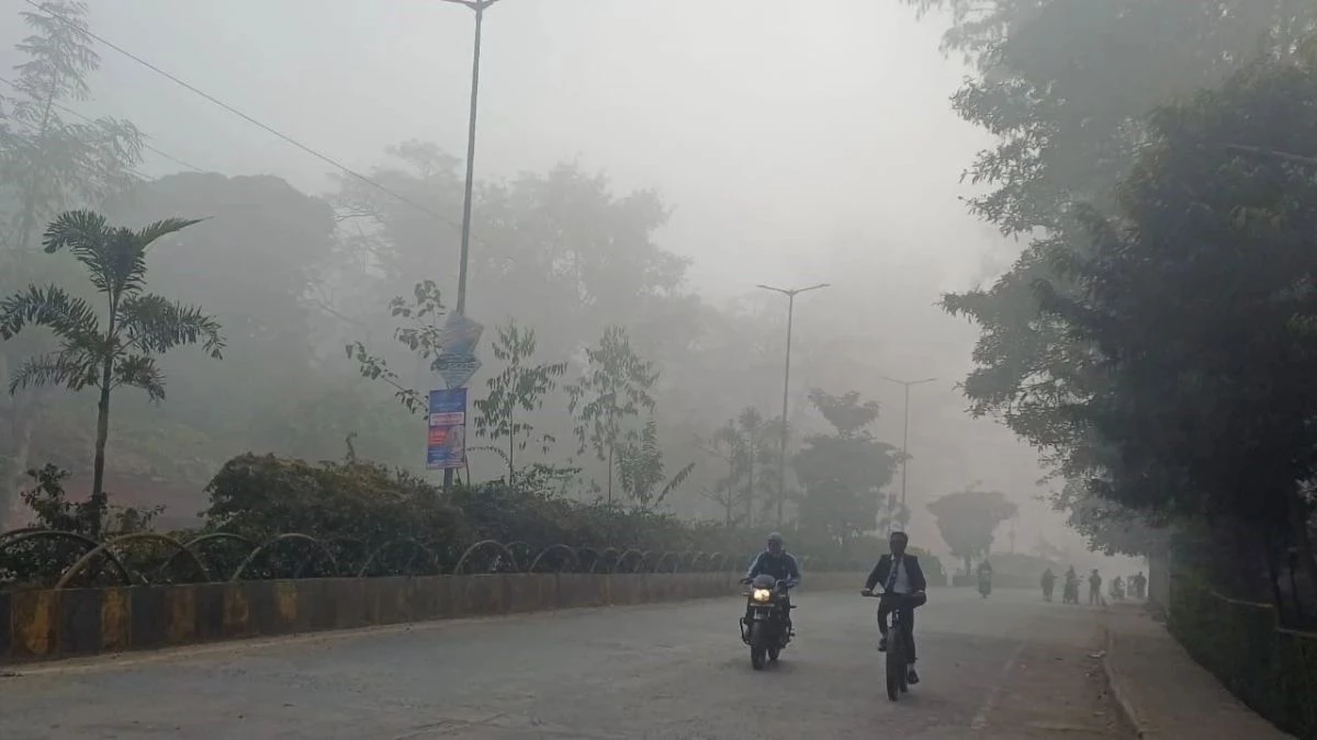 CG Weather Update Today: छत्तीसगढ़ में ठंड ने फिर दी दस्तक, कहां बारिश और कहां कड़ाके की सर्दी