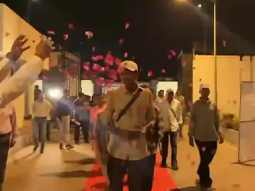 विधानसभा की कार्यवाही देखने पहुंचे सरेंडर नक्सली:रेड-कार्पेट बिछाए गए, जांच के बाद अंदर भेजा गया