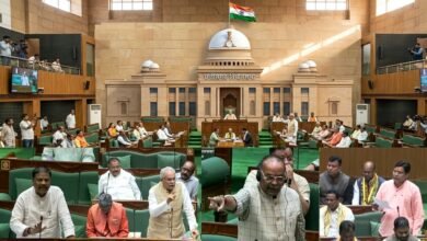 विधानसभा में परिवहन विभाग पर बवाल: विधायक ओंकार साहू के सवाल पर बघेल और चंद्राकर के बीच हुई तीखी संसदीय नोकझोंक